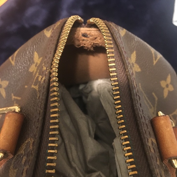 Vintage Authentic “Louis Vuitton” bag - Picture 7 of 8